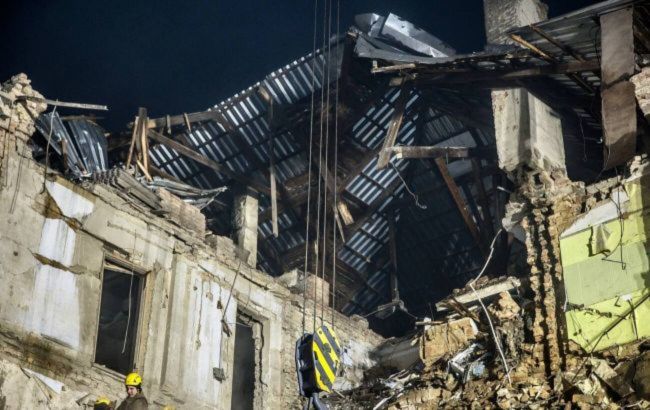 Кількість жертв від удару ракетою по будинку у Кривому Розі збільшилась