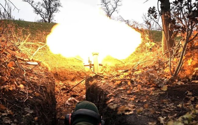 Майже 800 окупантів, 2 літаки та гвинтокрил: нові втрати Росії в Україні