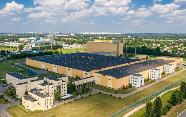 Російські дрони ударили по тютюновій фабриці Imperial Brands у Києві