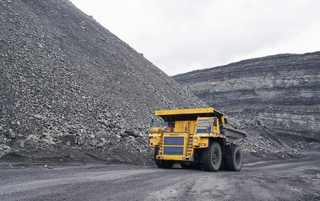 У Міненерго заявили про зменшення вдвічі заборгованості по зарплаті на держшахтах