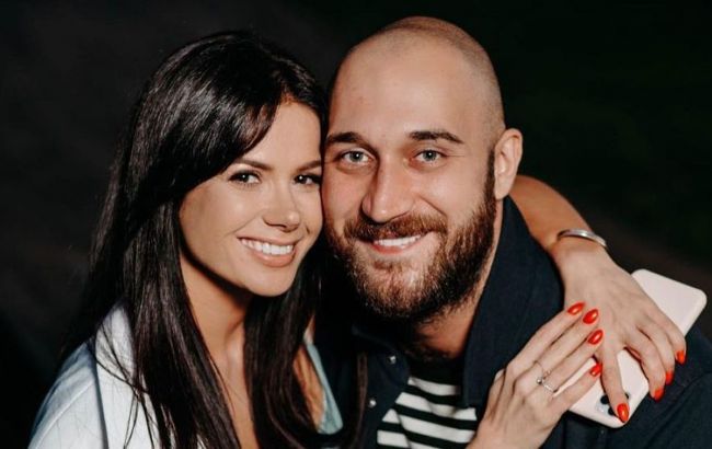 "Терся гениталиями" с другой: Алина Шаманская заявила о разводе с Ханумаком