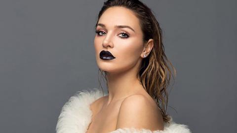 Дочка Добкина "засветилась" в шикарном отеле Прикарпатья и показала пикантные фото