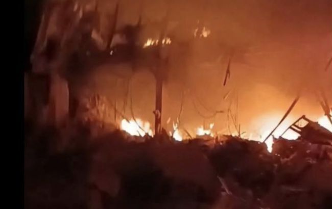 Росія знищила розподільчий склад компанії "Файні льоди" у Києві