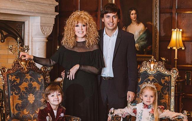 Соцмережі сколихнуло відео з дітьми Пугачової і Галкіна