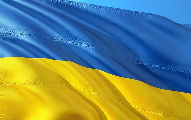 В центре оккупированного Донецка вывесили украинский флаг (фото, видео)