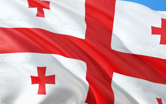 У Грузії протестують під окружними виборчкомами, мобілізована поліція