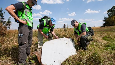 На суді по MH17 показали фото перевезення "Бука"
