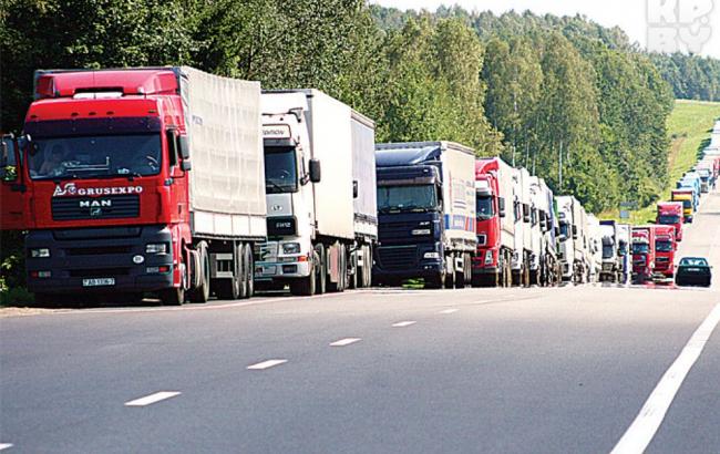 На кордоні Криму росіяни спеціально створюють черги