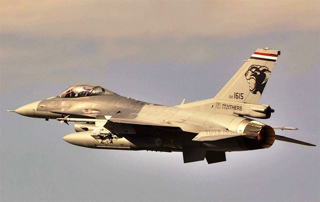 ВВС Ирака нанесли удар по позициям ИГИЛ в Сирии