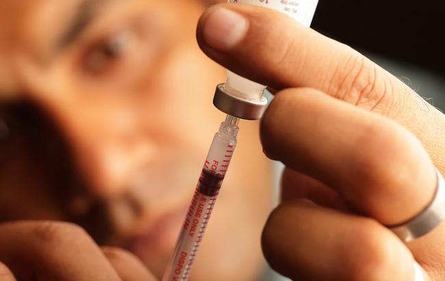 У США скасували заборону для геїв бути донорами крові