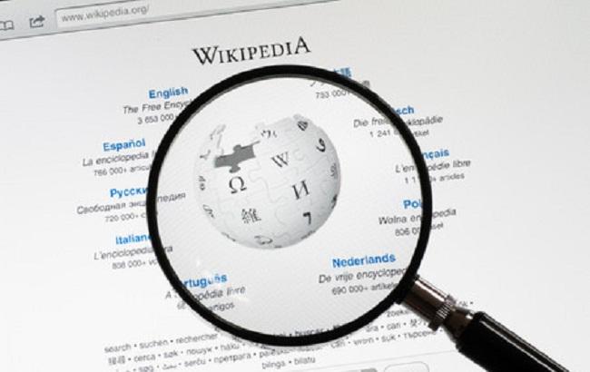 Соцмережі звинувачують у радянізації українську "Вікіпедію"