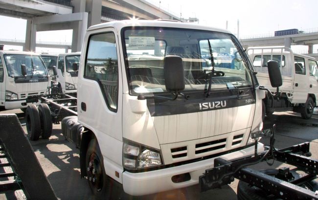 Японский производитель автомобилей Isuzu продал свой бизнес в России, - СМИ