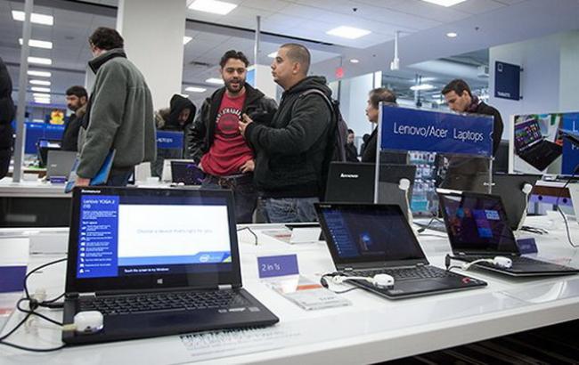 Світовий ринок комп'ютерів впав до історичного мінімуму