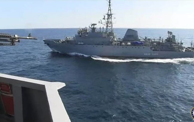 Украинские силы обороны поразили корабль "Иван Хурс". В ВМС подтвердили повреждения