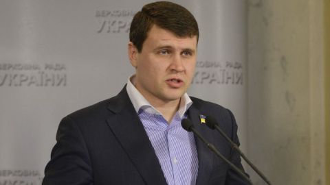 В "Батькивщине" обвинили власть в мошенническом проталкивании земельных законов