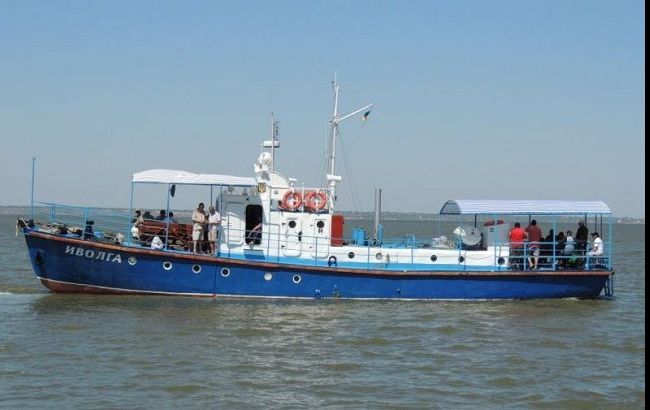 Сьогодні АМПУ почне підйом затонулого катера "Іволга"