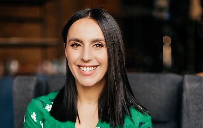 Наш позитивчик: Джамала вдохновила суперярким образом в стиле тай-дай