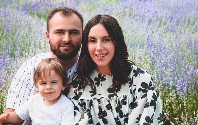 "Що ще мені треба!" Джамала показала в деталях подарунок чоловіка на її 36-річчя