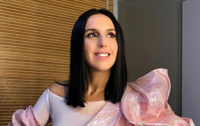 Сплошная интрига: чувственная Джамала порадовала поклонников новостями