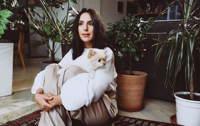 "Углеводное окно" в общении: Джамала восхитила глубокими мыслями о проблеме современности