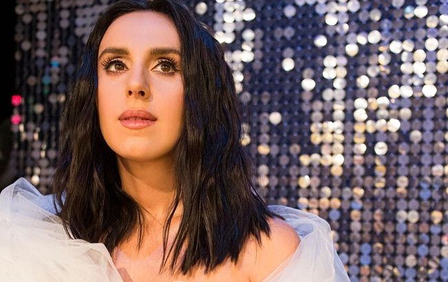 Идеал женской красоты: Джамала восхитила стильным выходом в свет