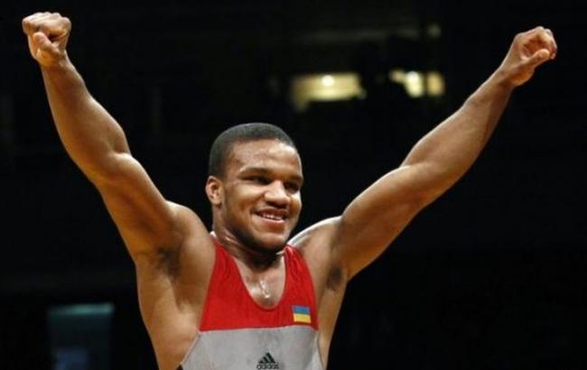 Українець Жан Беленюк став чемпіоном світу з греко-римської боротьби