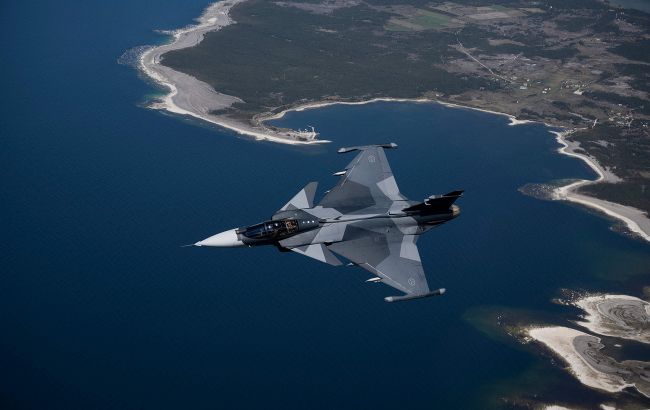 Україна отримає літаки Gripen разом із "довгою рукою" проти КАБів