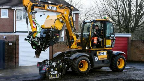 На заметку Укравтодору: как сделать ямочный ремонт в 8 раз быстрее