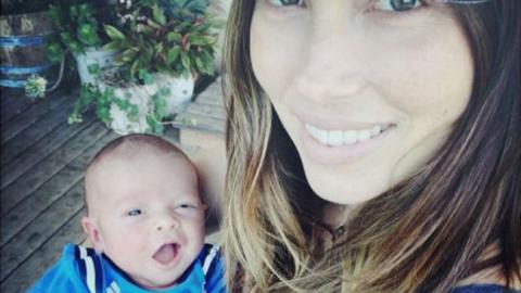 Джессіка Біл розповіла про статеве виховання свого дворічного сина