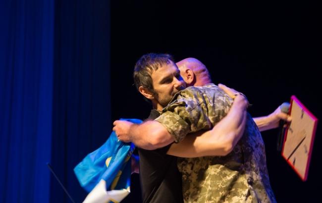 Топ-5 звезд-патриотов: опубликован рейтинг музыкантов, которые выступали в зоне АТО в 2016 году