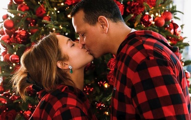 Счастливы дома: Дженнифер Лопес и Алекс Родригес демонстрируют теплые чувства в романтичном видео