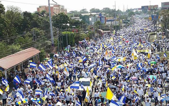 В Никарагуа прошли многотысячные протесты