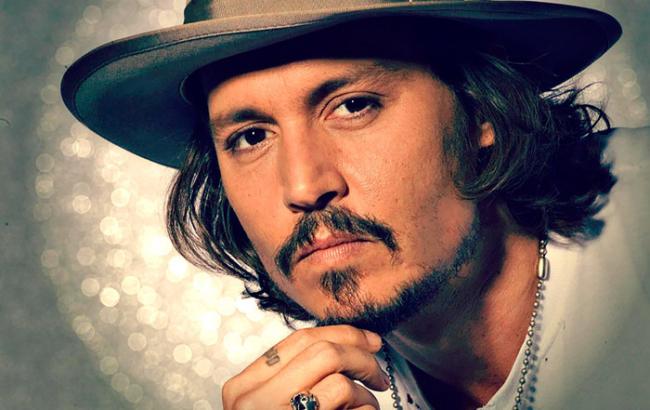 Джонни Депп подарил экс-супруге роскошную загородную виллу (фото)