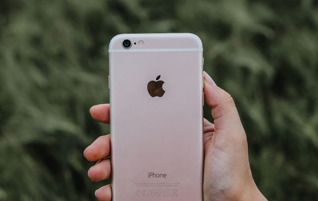 Apple признала этот известный iPhone "устаревшим". Что изменится для его владельцев