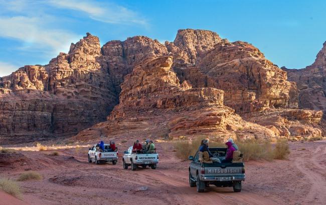 В Иордании обнаружены сотни древних гробниц