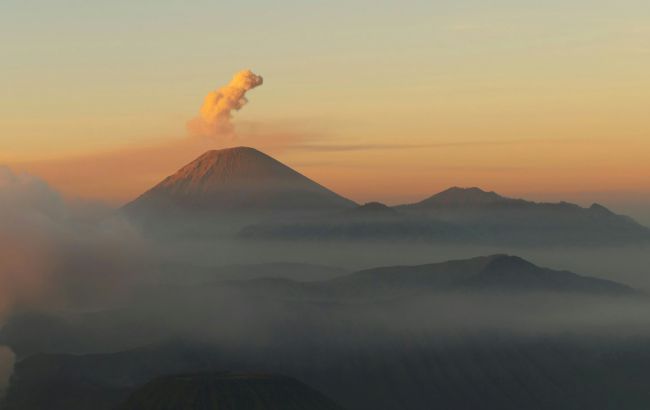 Створюють плаваюче каміння і не тільки. Цікаві факти про вулкани, які ви могли не знати