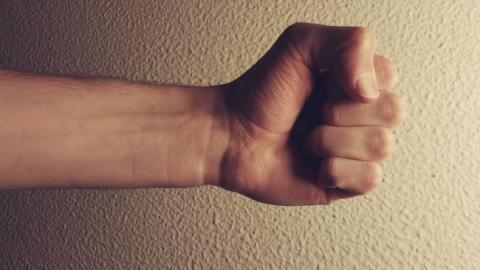 "Із зони відкинулись": на Волині група підлітків побила АТОшника