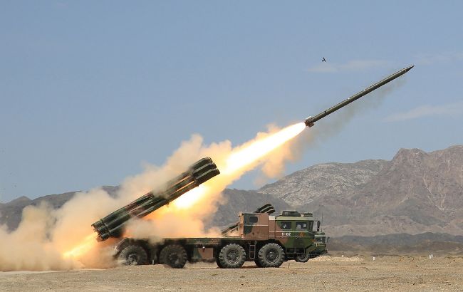 Китай запустив балістичні ракети в акваторію Південно-Китайського моря