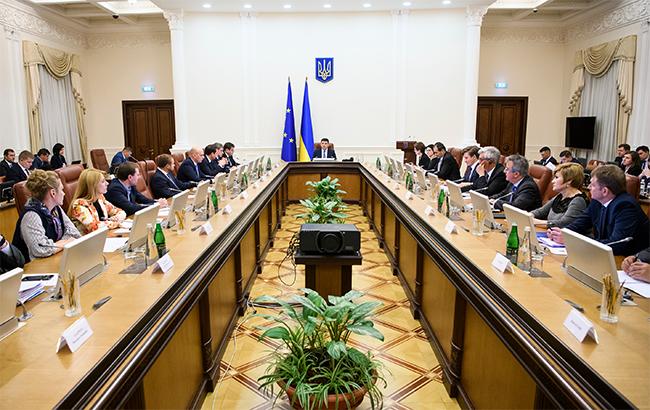 Кабмин в течение трех недель рассмотрит вопрос монетизации субсидий