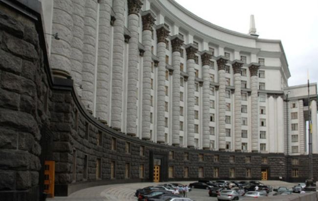 Кабмін хоче направити 5 млрд гривень від спецконфіскації на дороги