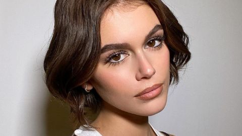 Родом з 90-х: як виглядає наймодніша стрижка сезону, яку носять Біллі Айліш, Кайя Гербер та інші