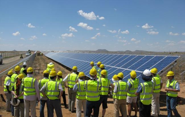 Норвегія планує збудувати в Україні дві сонячні електростанції