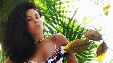 "Вогненна квітка": Настя Каменських у відвертій сукні викликала фурор в мережі