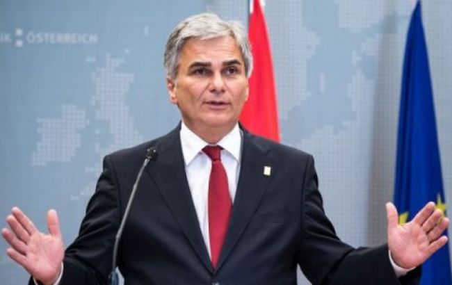 Австрія задіє більше 2 тис. військових для допомоги з напливом мігрантів