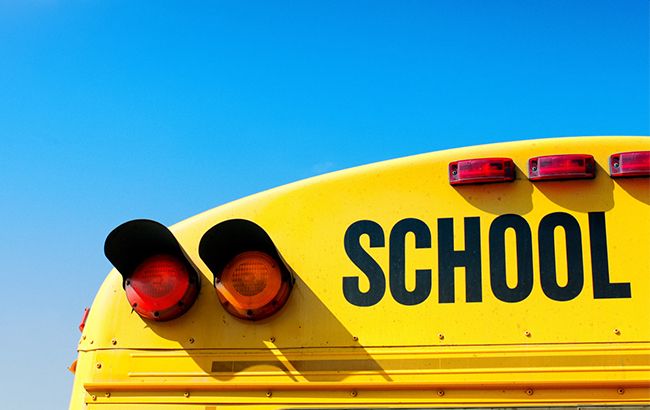 З серпня 2017 року українські школярі зможуть навчатися в США зі знижками 50%