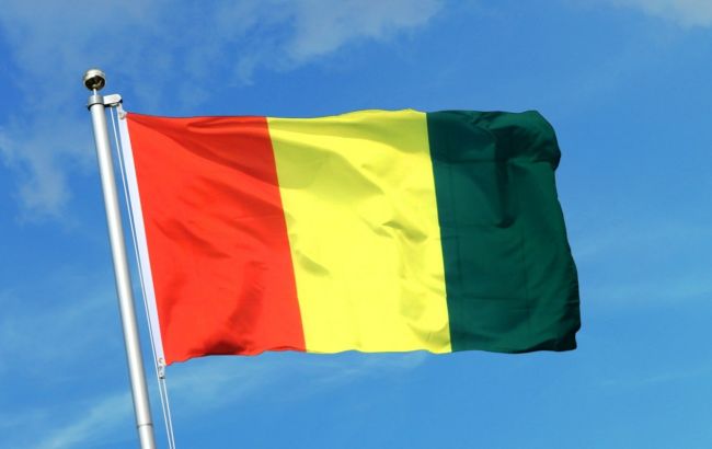 Свергнутого президента Гвинеи судят за изменение конституции в личных интересах