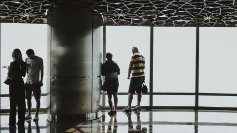 Не размещать в гостиницах россиян. Украинка обратилась с призывом к иностранцам