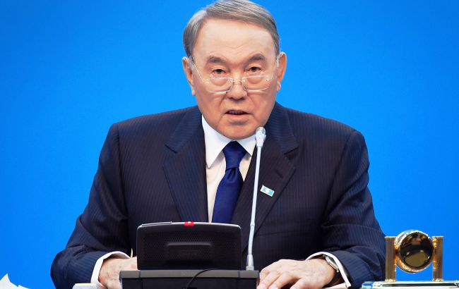 Назарбаев впервые за время протестов в Казахстане выступил с обращением: что сказал