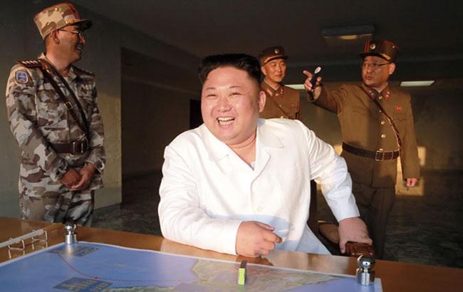 Ким Чен Ын покинет Сингапур через несколько часов после встречи с Трампом, - Reuters