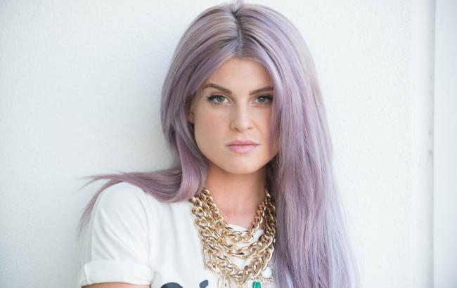 Келли Осборн в вышиванке назвала Украину сердцем моды